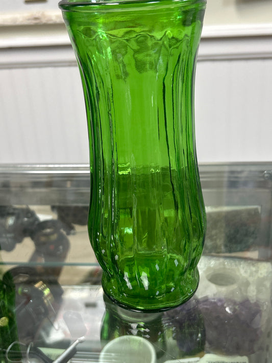 Vintage Tall Emerald Green Profile 1900 Vase
