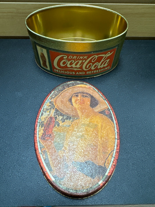 1988 Coca-Cola Oval Tin Decor (Coke)