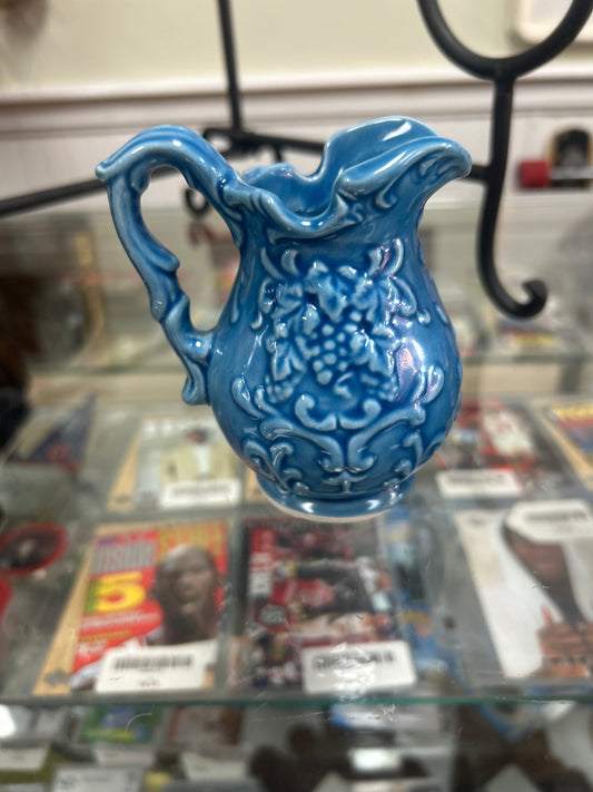 VINTAGE NORLEANS MINI PITCHER VASE BLUE EMBOSSED GRAPES MADE IN JAPAN 4"