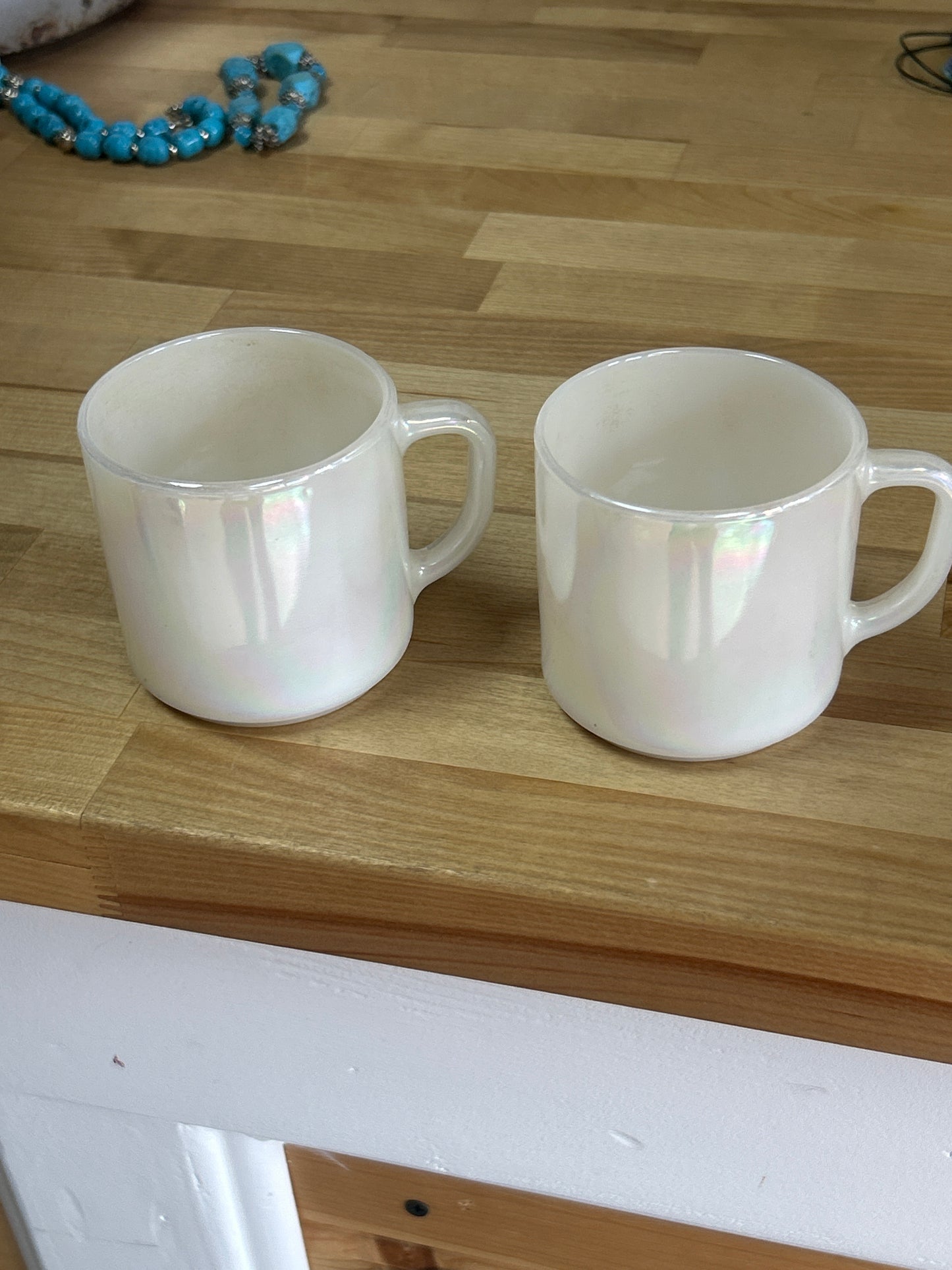 Vintage Federal USA Moonglow Iridescent Opalescence Coffee Mug Cup (set of 2)
