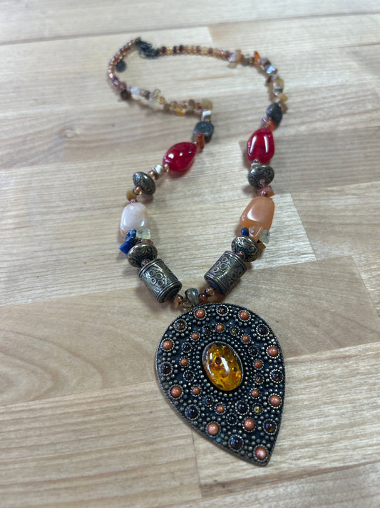 Necklace Unique (preowned)