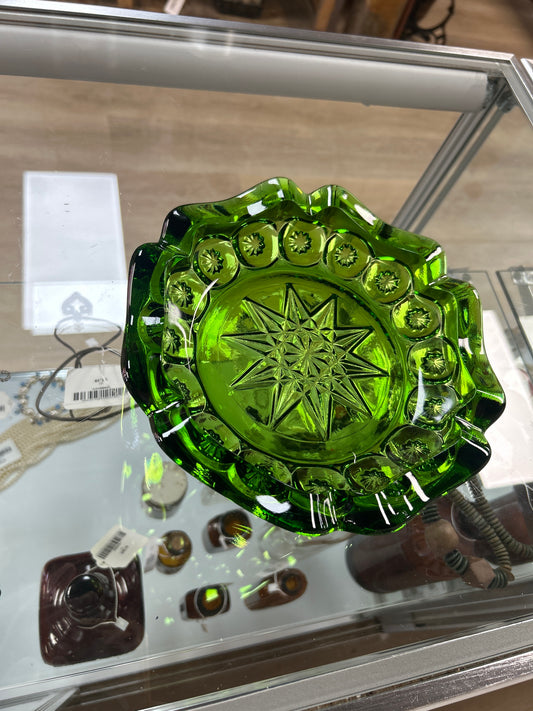 Vintage L E Smith Green Ashtray 8.5” Beautiful Piece