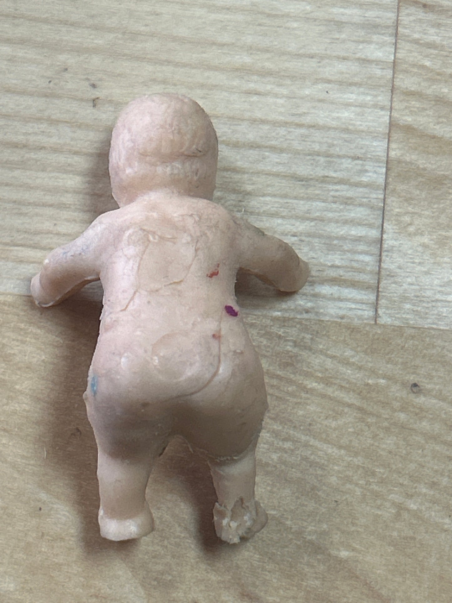 Kleeware Rare Rubber Sitting Baby 50’s