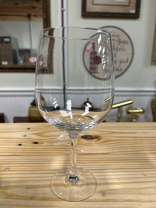 Single wine glass