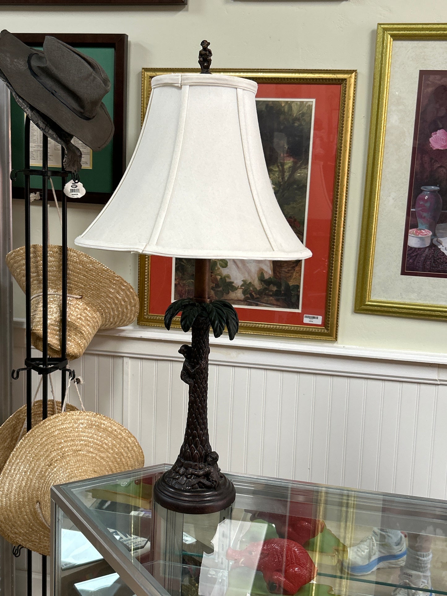Monkey Palm Lamp