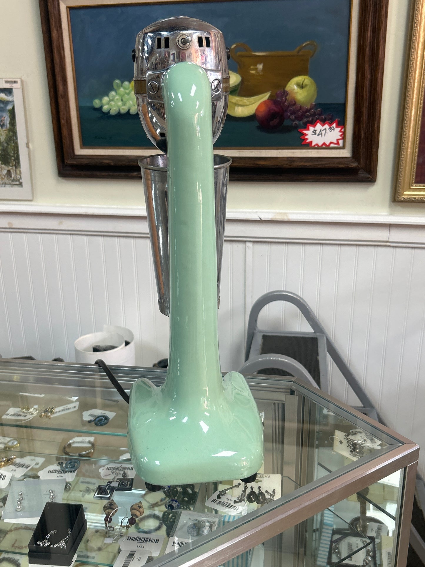 Vintage Hamilton Beach Commercial Milkshake Mixer No. 30 Jadeite Porcelain (w/ 2 cups)