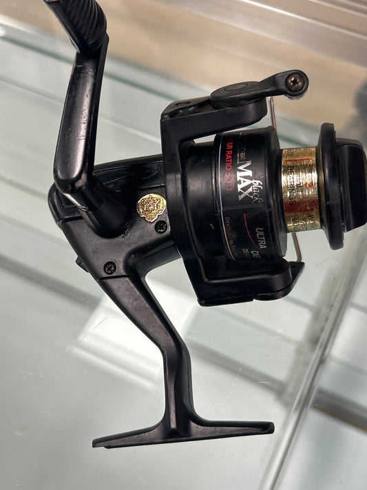 Abu Garcia Cardinal Black Max (size 3 used) w/ 2nd Spool Spinning Reel