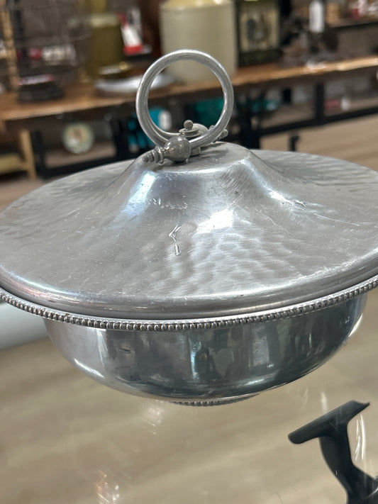 Vintage B.W Buenilum Aluminum Casserole Dish w/ Hammered lid