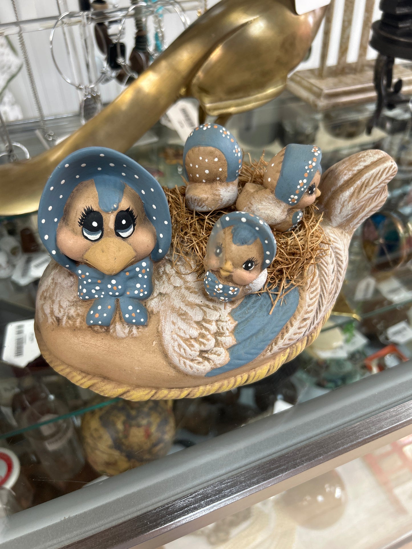 VINTAGE CHICKEN FIGURINE WITH BABY CHICKS