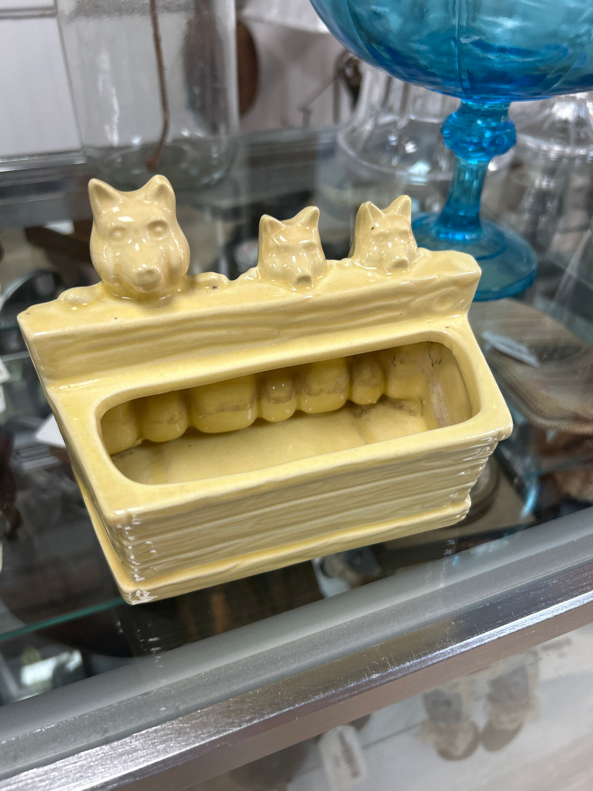 VINTAGE MCCOY POTTERY 3 LITTLE PIGS YELLOW VASE PLANTER