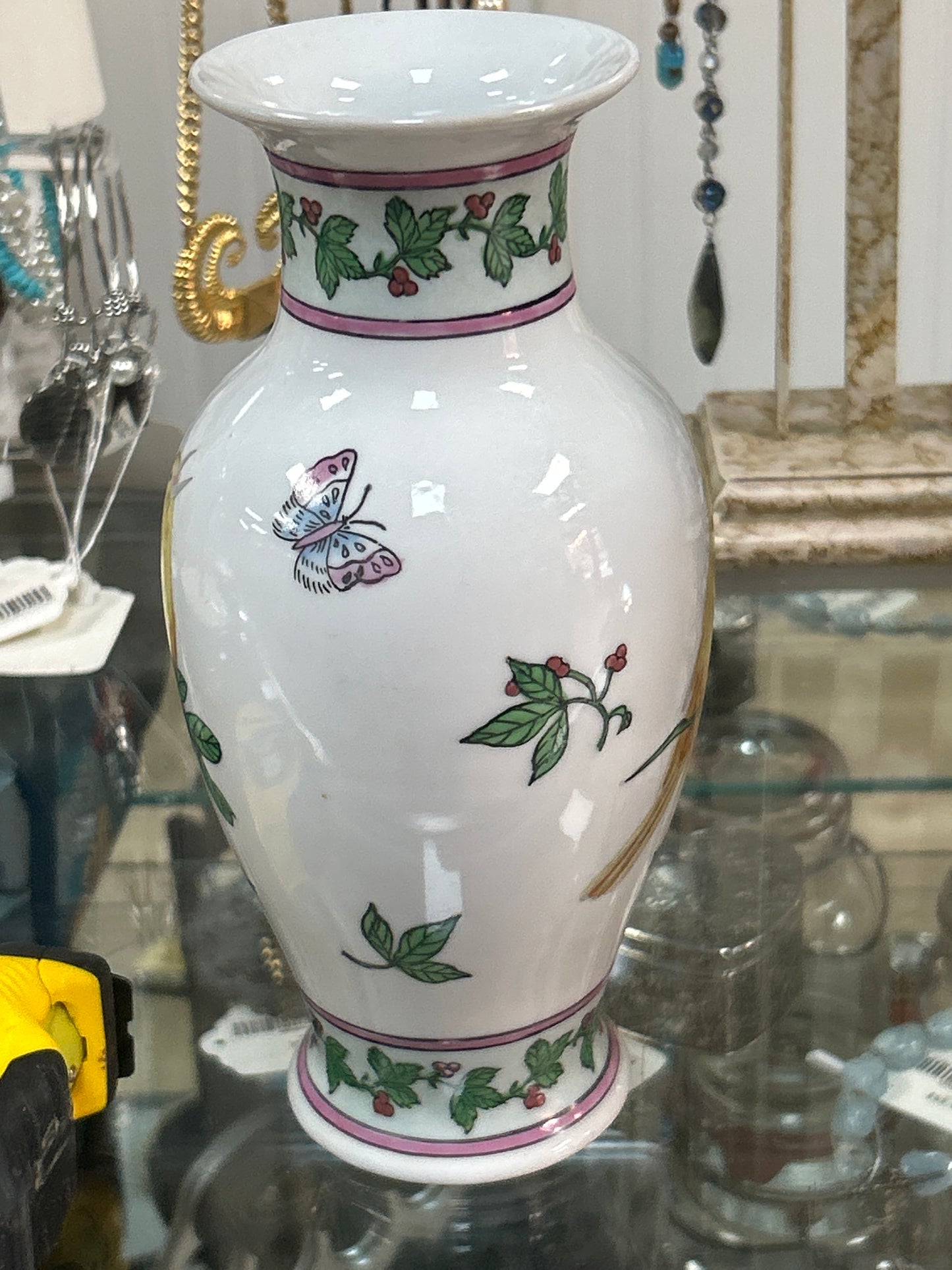 PRETTY WINTERTHUR PORCELAIN VASE WITH w/ Yellow Warbler and Butterflies