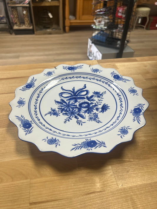 Blue & White Floral Ceramic Pottery Serving Platter Charger Scalloped Edge 12" w/ Hanging wire
