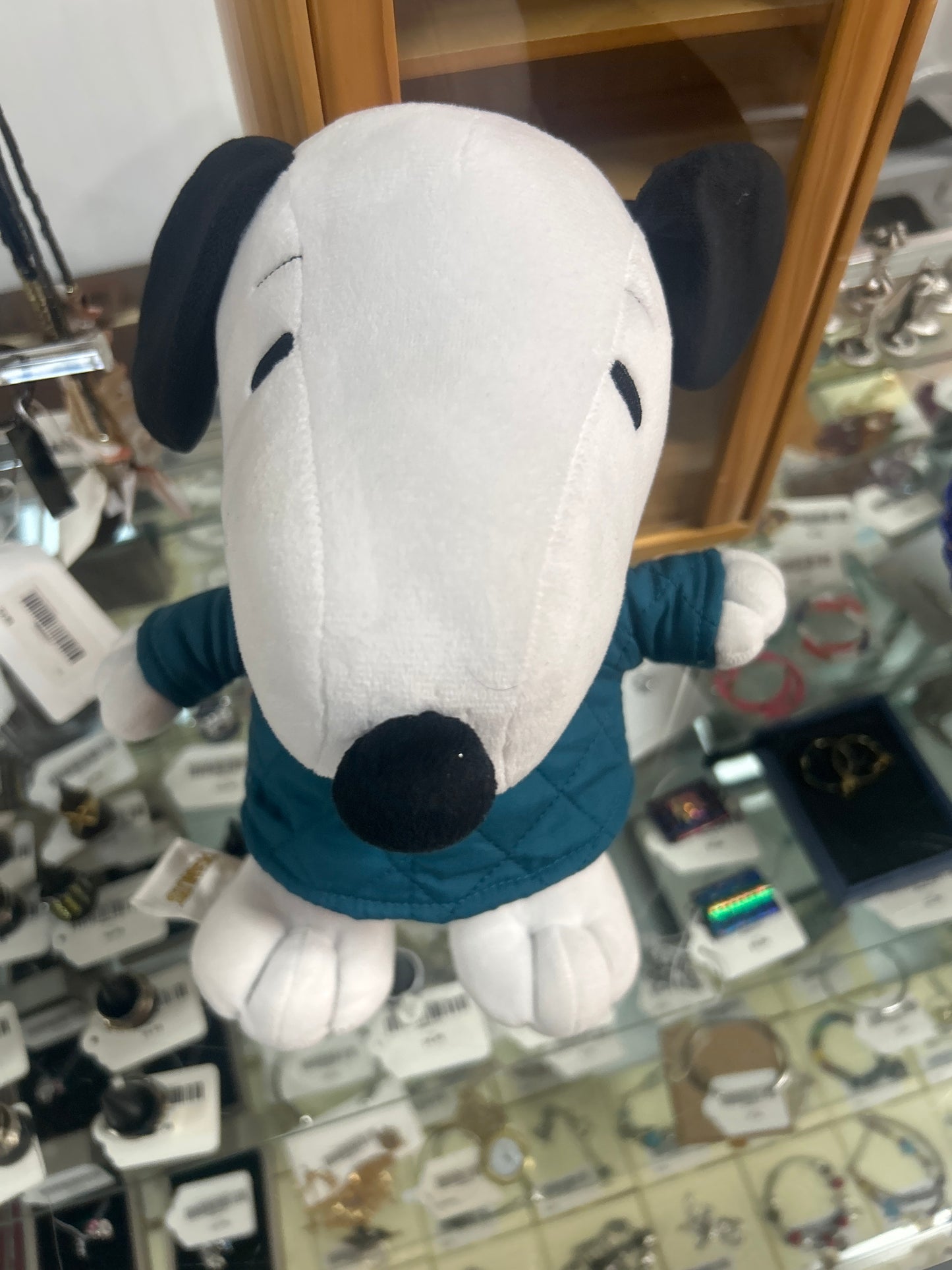 Snoopy plush toy wearing a blue puffer coat Pre-owned. Excellent Shape