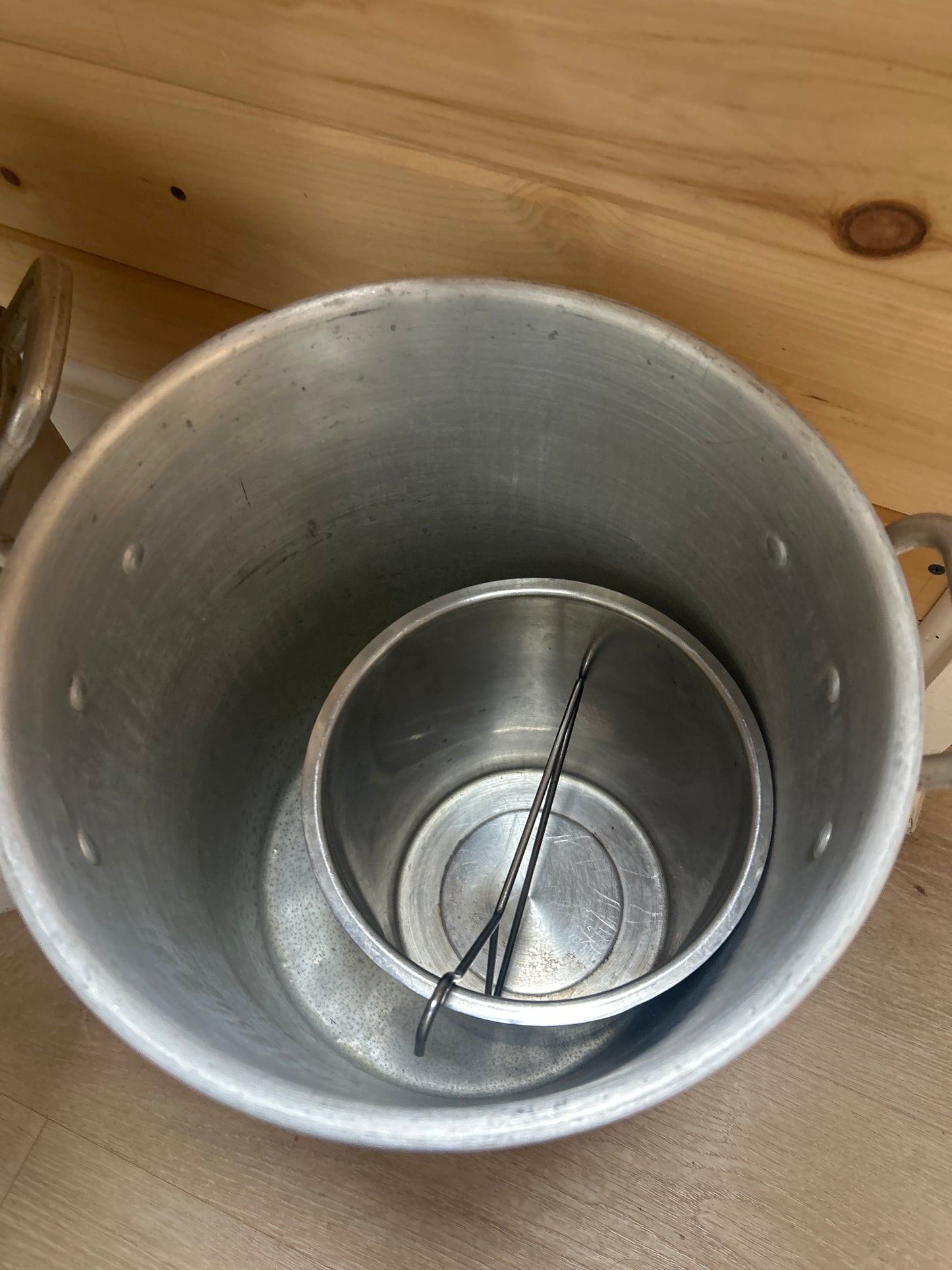 Large Aluminum Turkey or Boil Pot