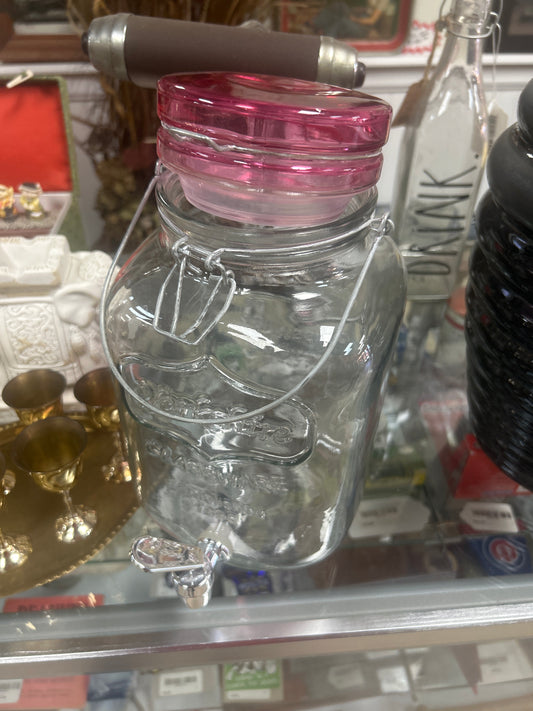 Yorkshire 1 Gallon Clear Glass Beverage Dispenser with Spigot & Clamp Lid