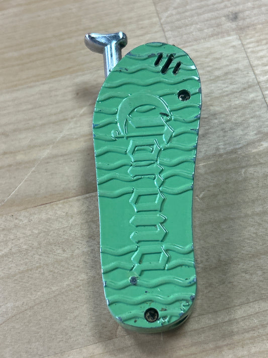 Vintage Corona Beer Flip Flop Sandal Metal Lighter (does not have make a flame pre-owned)