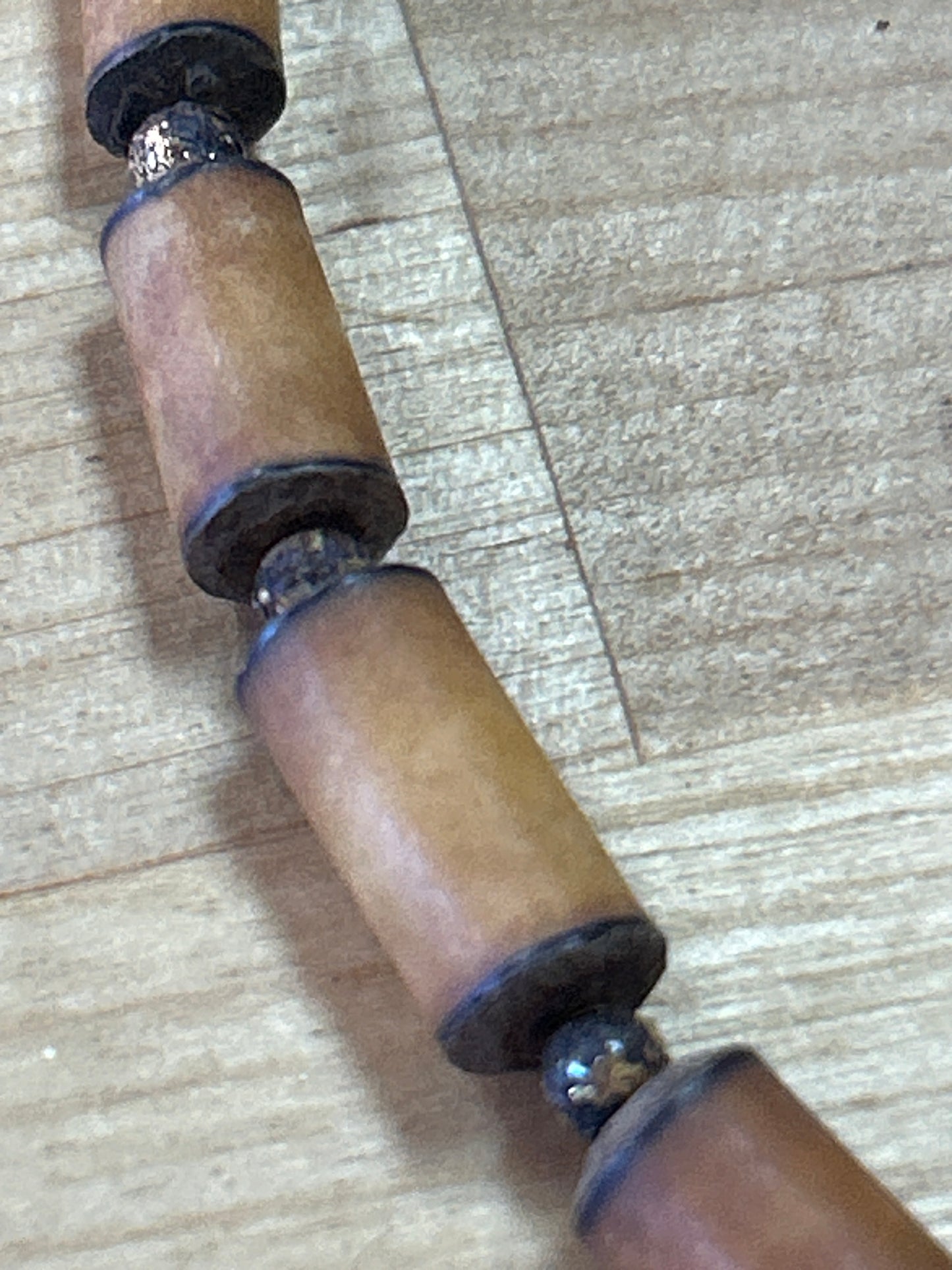 Shell Pendant Necklace Unique (preowned)