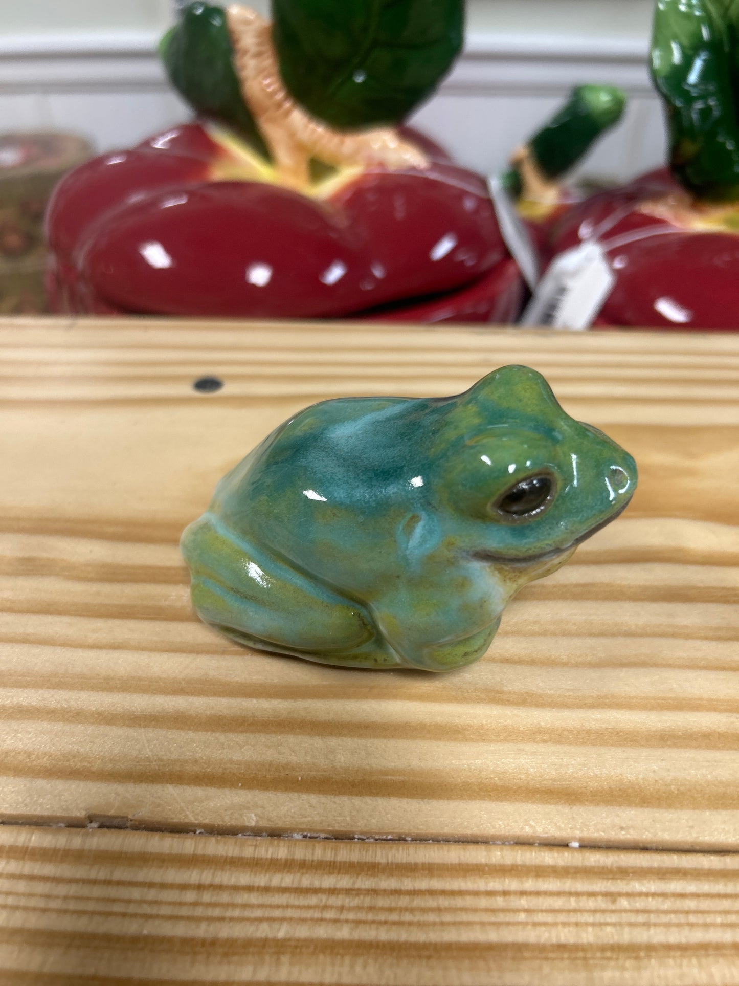 Vintage Frog Figurine 1982