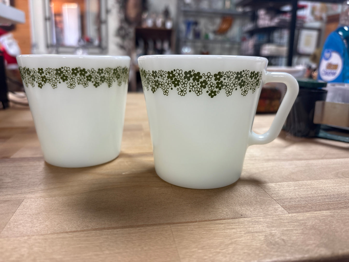 Floral Design Ceramic Mug (white)