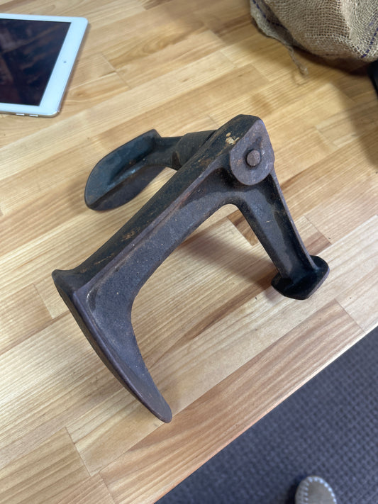 Vintage Cobblers Anvil
