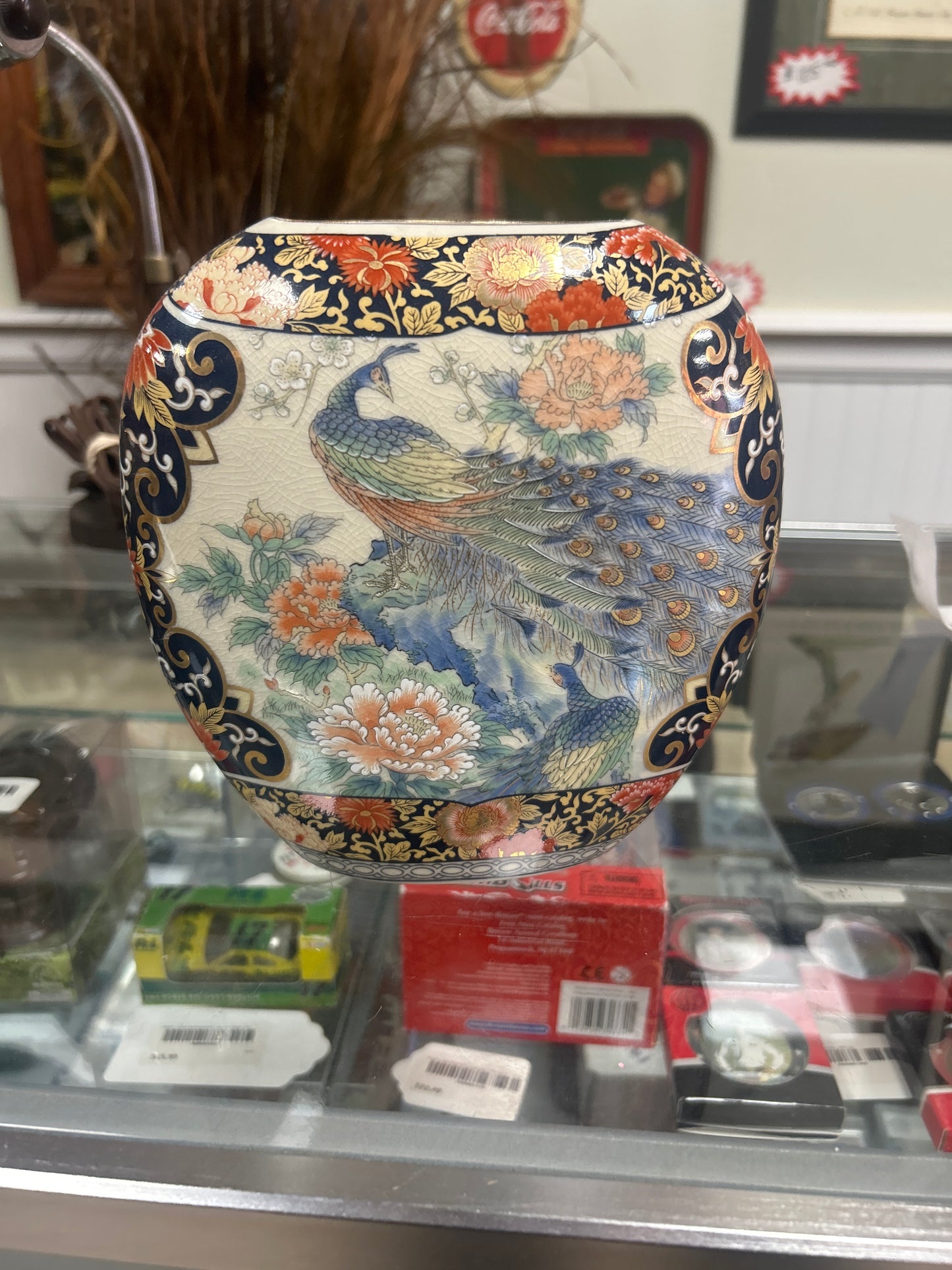 Japanese porcelain vase “Royal Peacock"