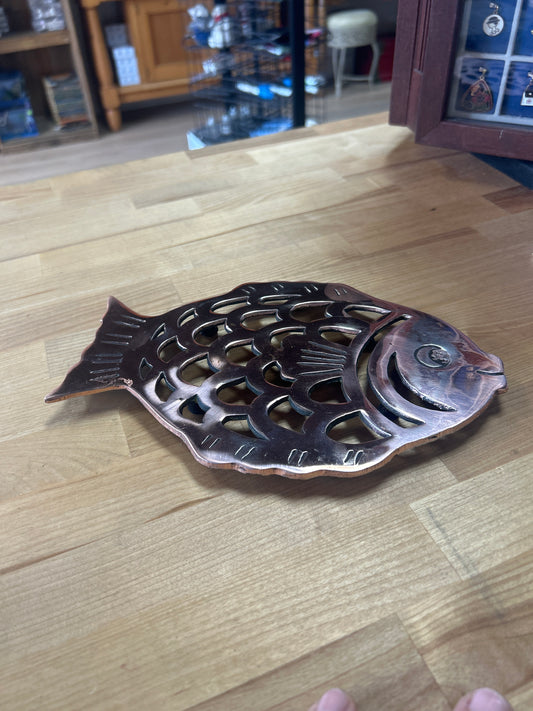 Vintage COPPER FISH Top Hot Plate Trivet Footed DESIGN 1982 w/Ring