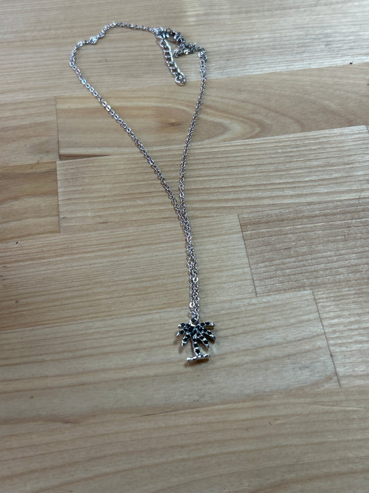 Palm tree necklace