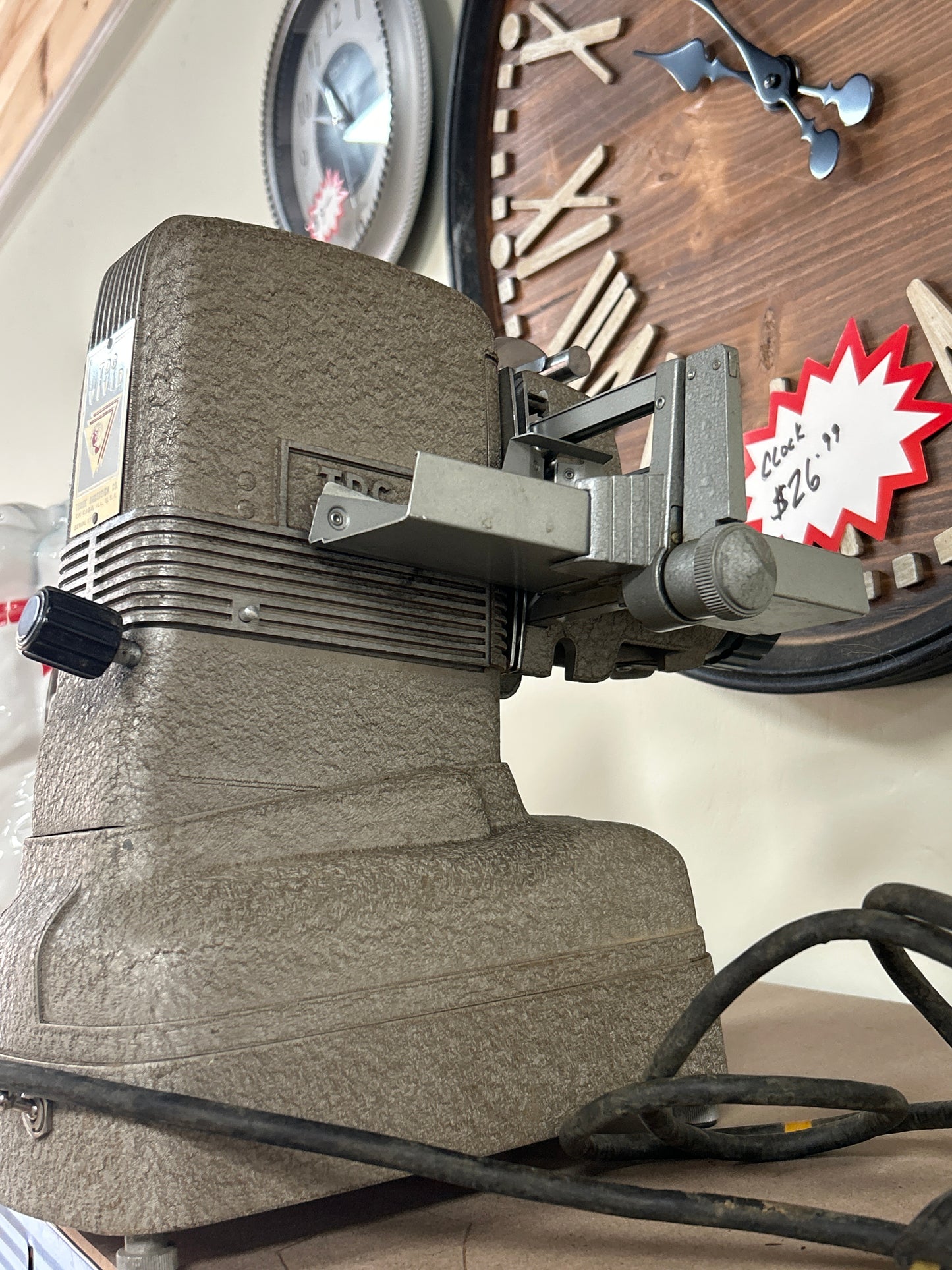 TDC Vivid Professional 500sc (also known as a Bell & Howell side projector)