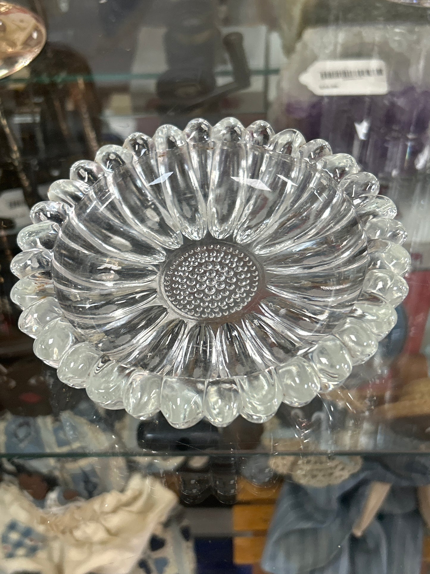 Hazel-Atlas Sunflower Daisy ashtray or trinket dish
