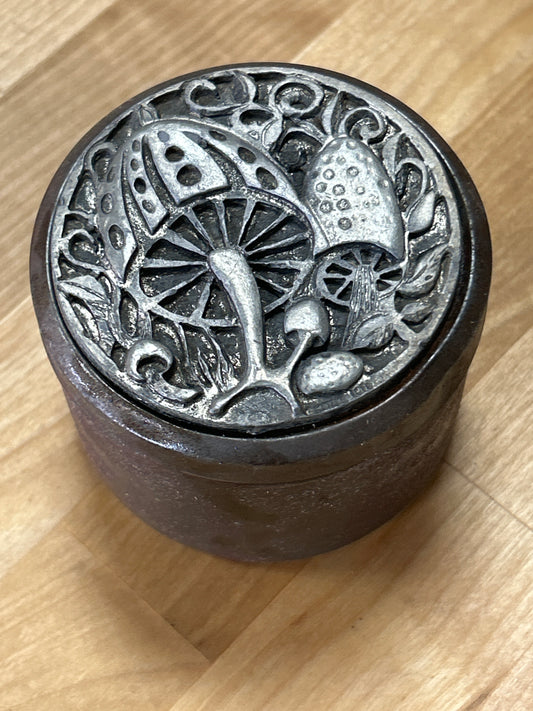 MUSHROOM Metal Container with Lid. Vintage Metzke Pewter & Tin Container.