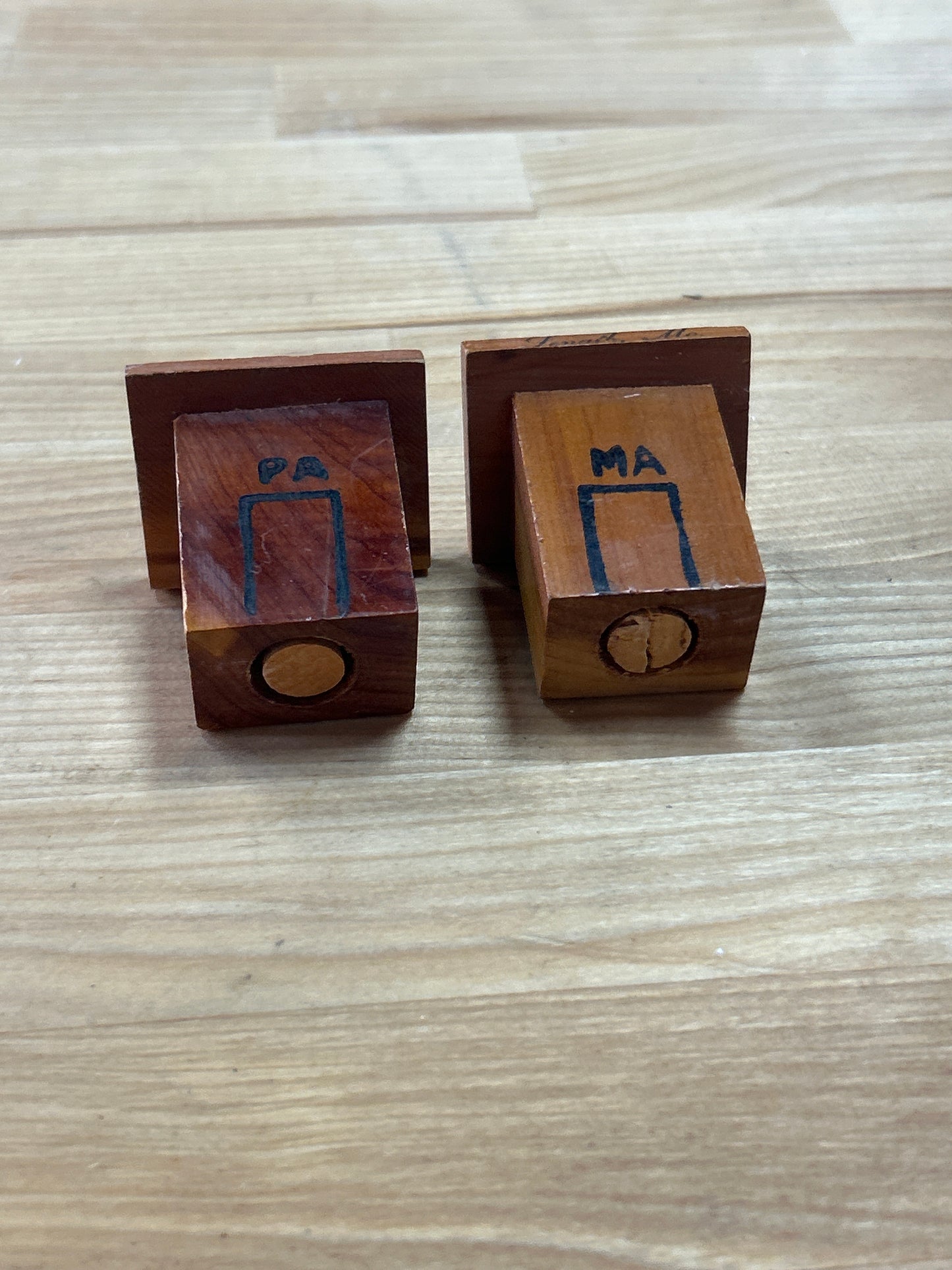 Ma and Pa salt and pepper shakers. Vintage MO.