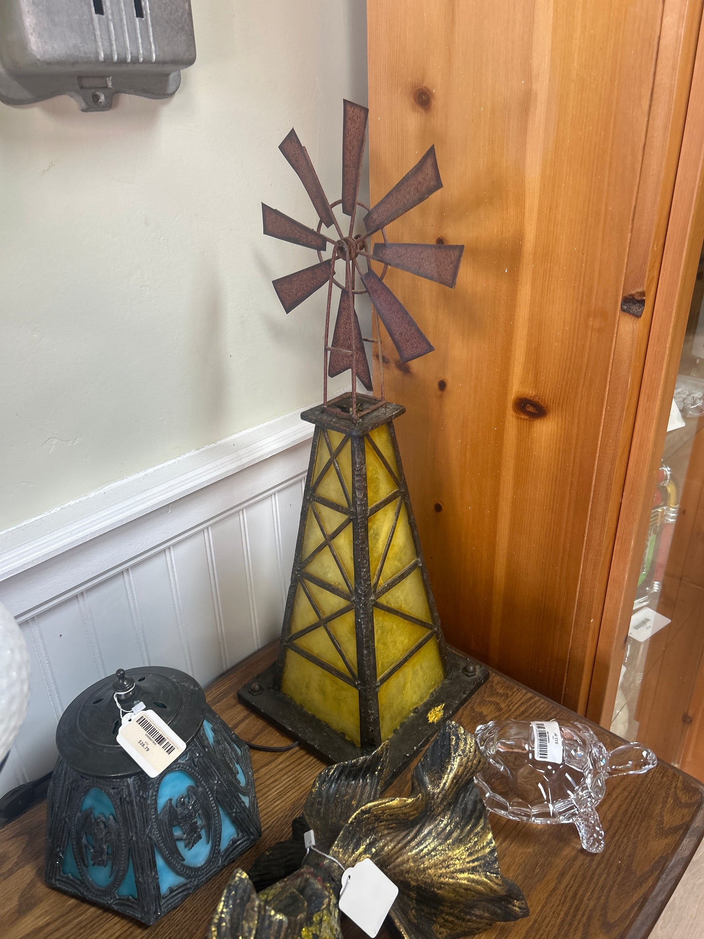 Vintage well or windmill lamp