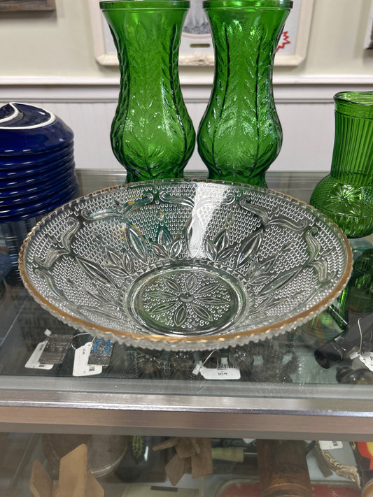 Vintage Federal Glass Company Heritage pattern serving bowl.