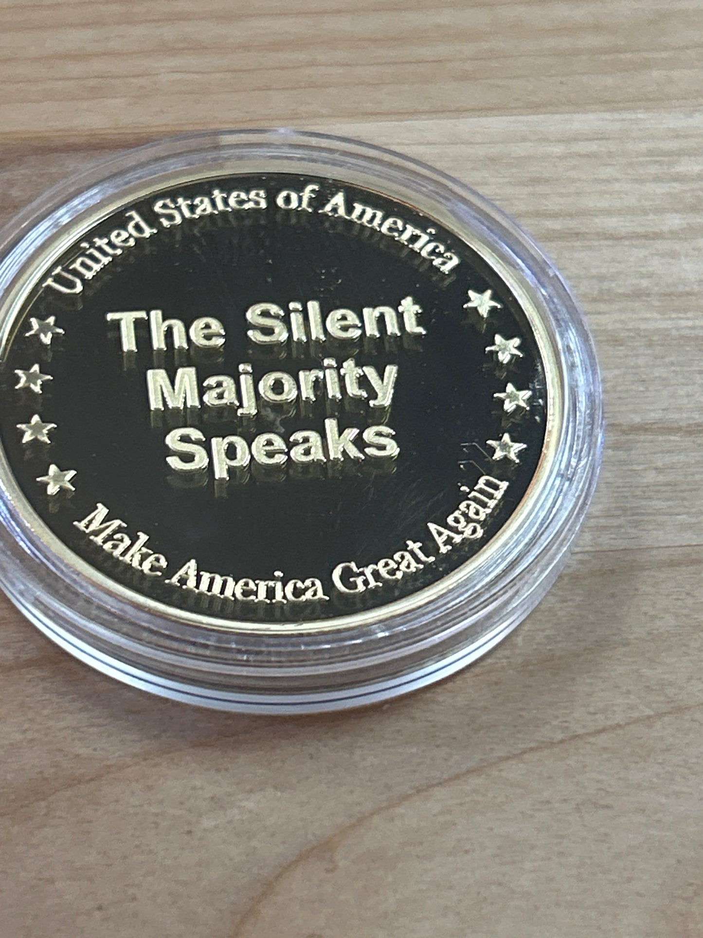 Donald Trump. Casino Card Guard, Challenge Coin, Souvenir. Gold Tone. “The Silent Majority Speaks” 2016