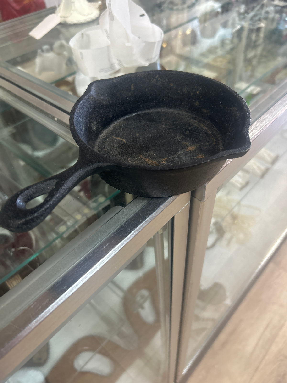 #2 cast Iron unmarked