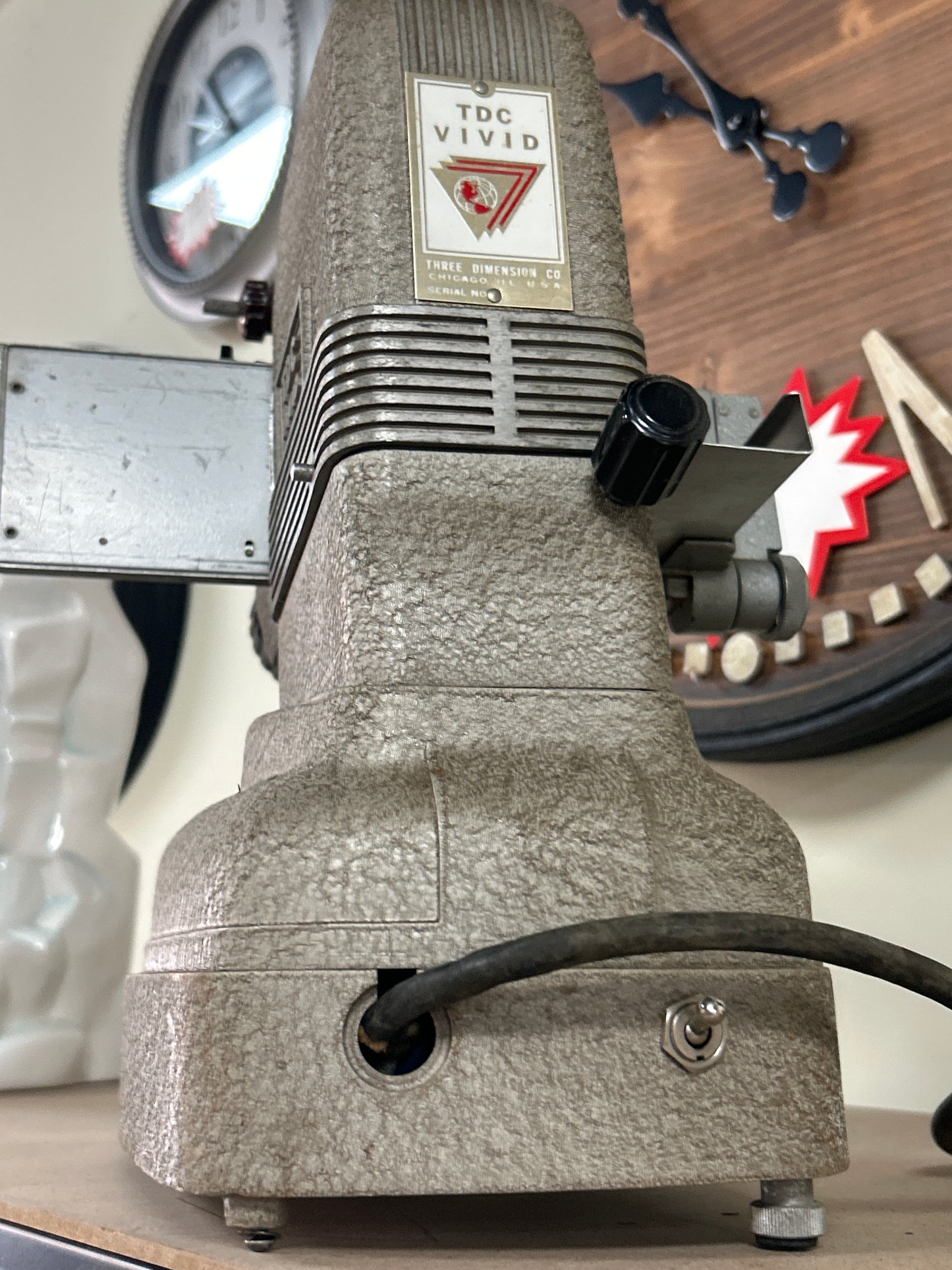 TDC Vivid Professional 500sc (also known as a Bell & Howell side projector)