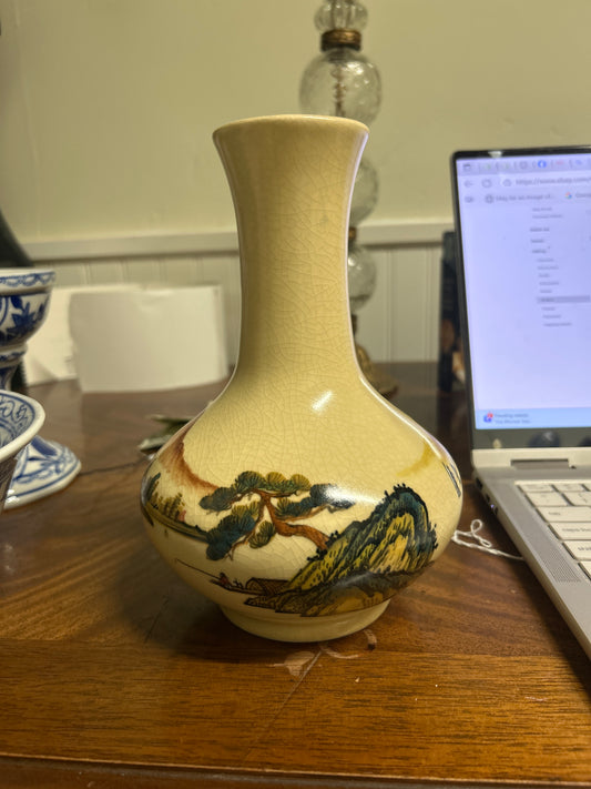 Vintage Taiwan ROC Vase Hand Painted 7 1/2” Tall (beautiful grazing throughout)