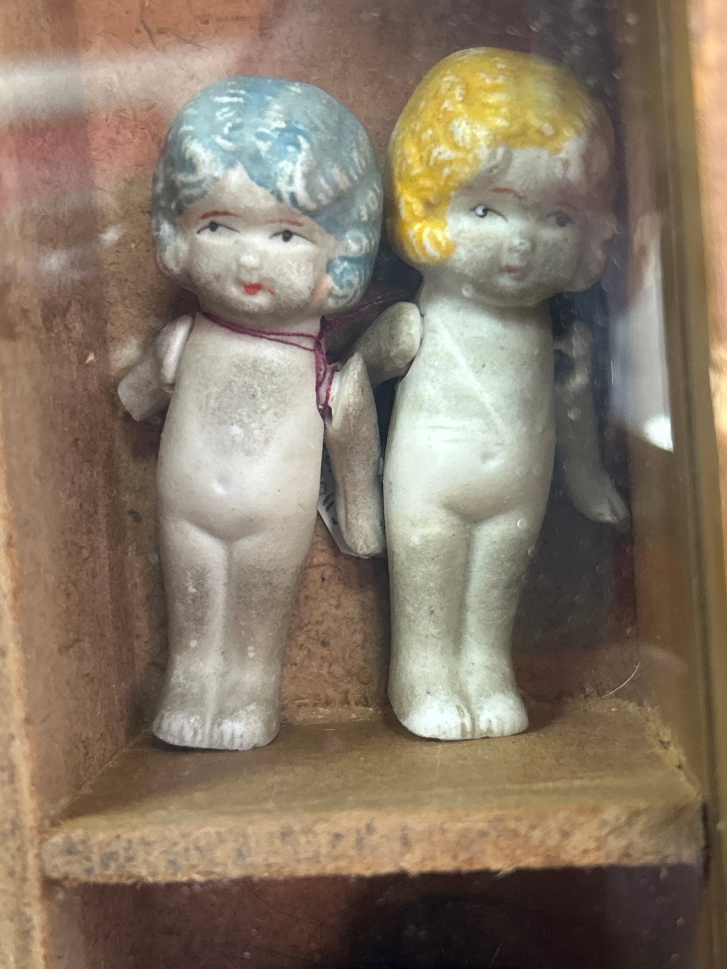 Vintage/Antique Miniature Doll collection in case