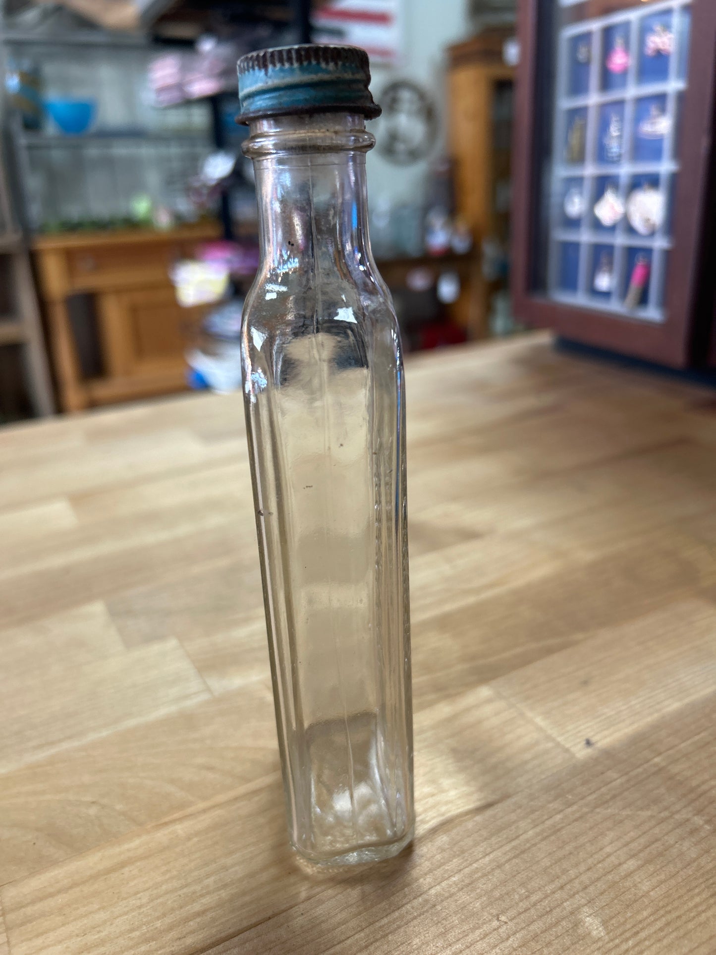Vintage Rawleigh’s Empty Bottle w/ lid