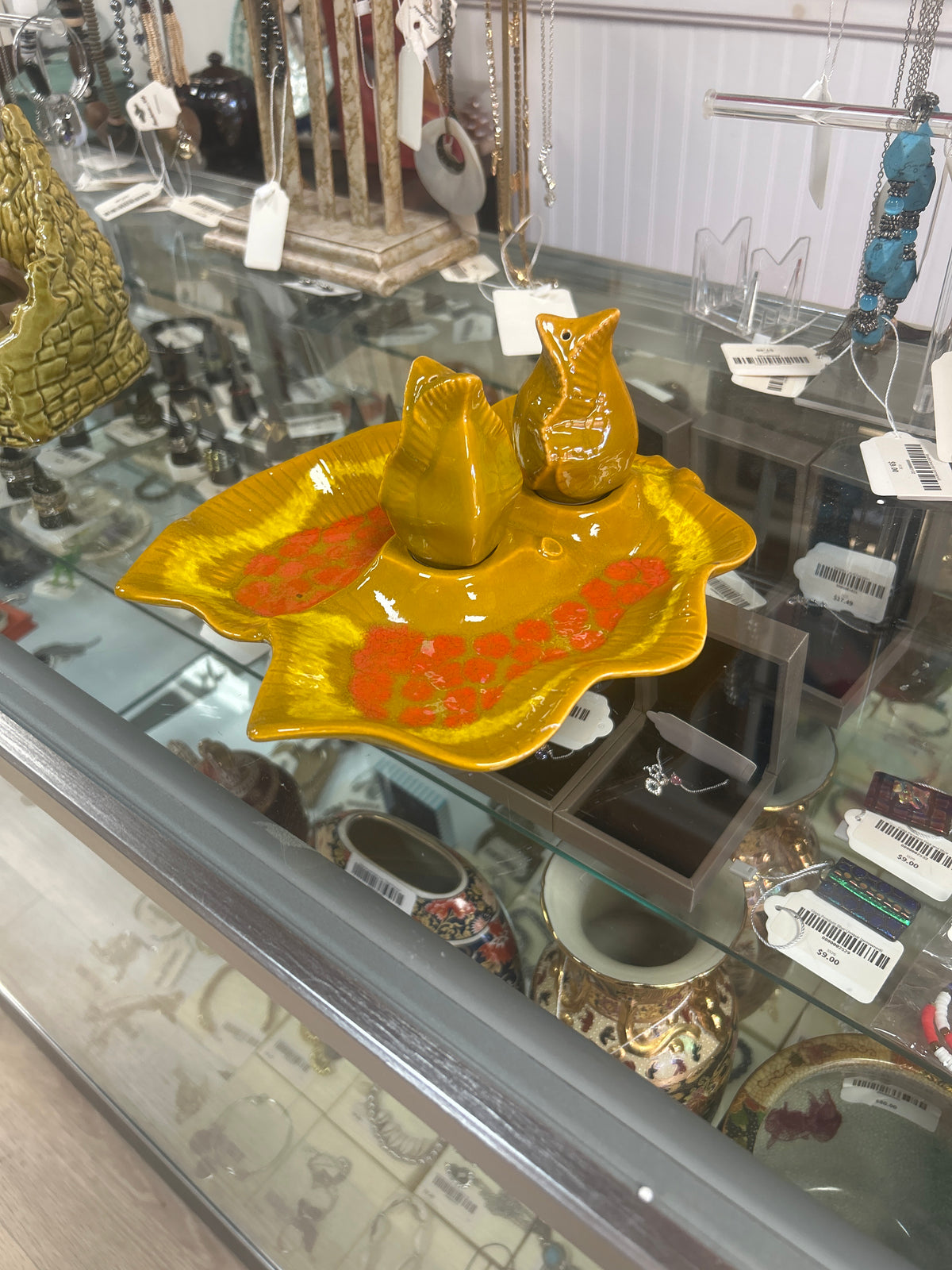 California pottery leaf-shaped dish w/ salt and pepper