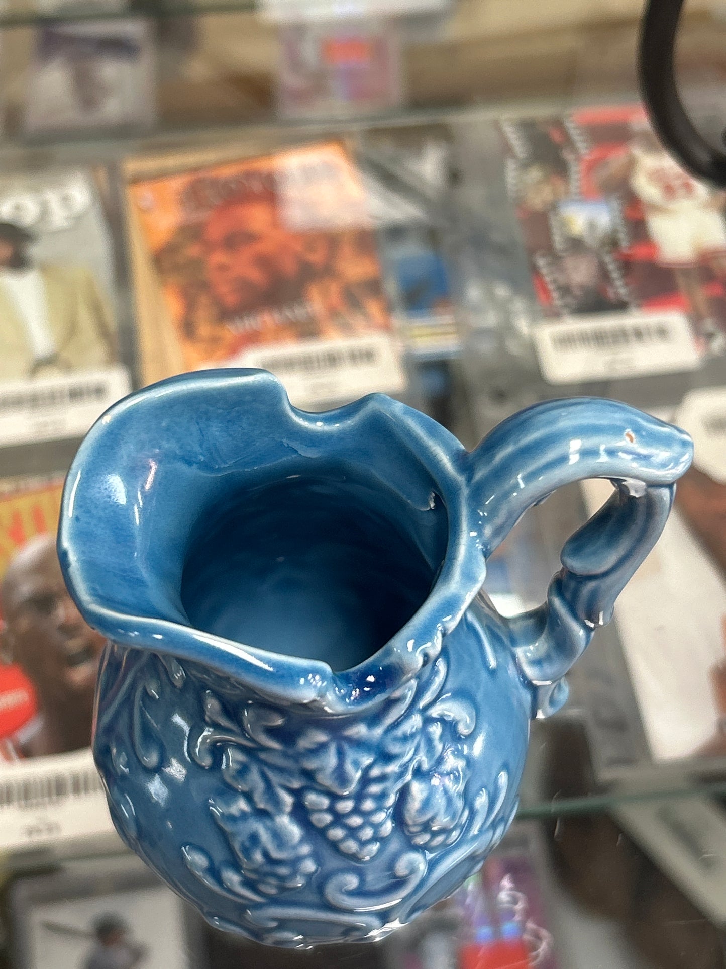 VINTAGE NORLEANS MINI PITCHER VASE BLUE EMBOSSED GRAPES MADE IN JAPAN 4"