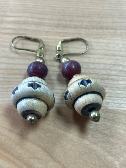 Vintage wood Earrings