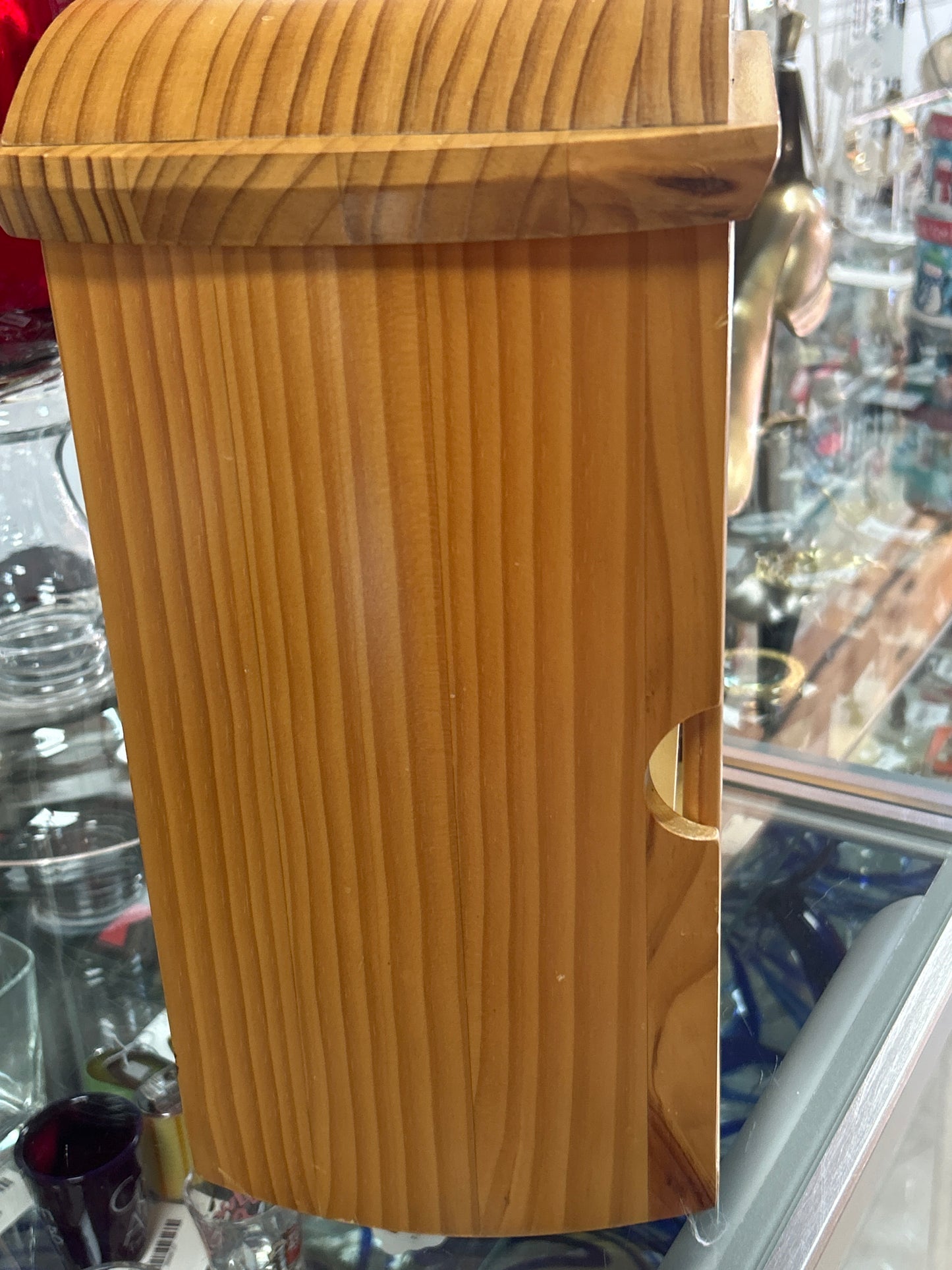 Wood jewelry display