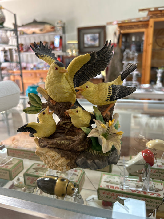 Vintage Bird Figurine (Yellow Birds 4)