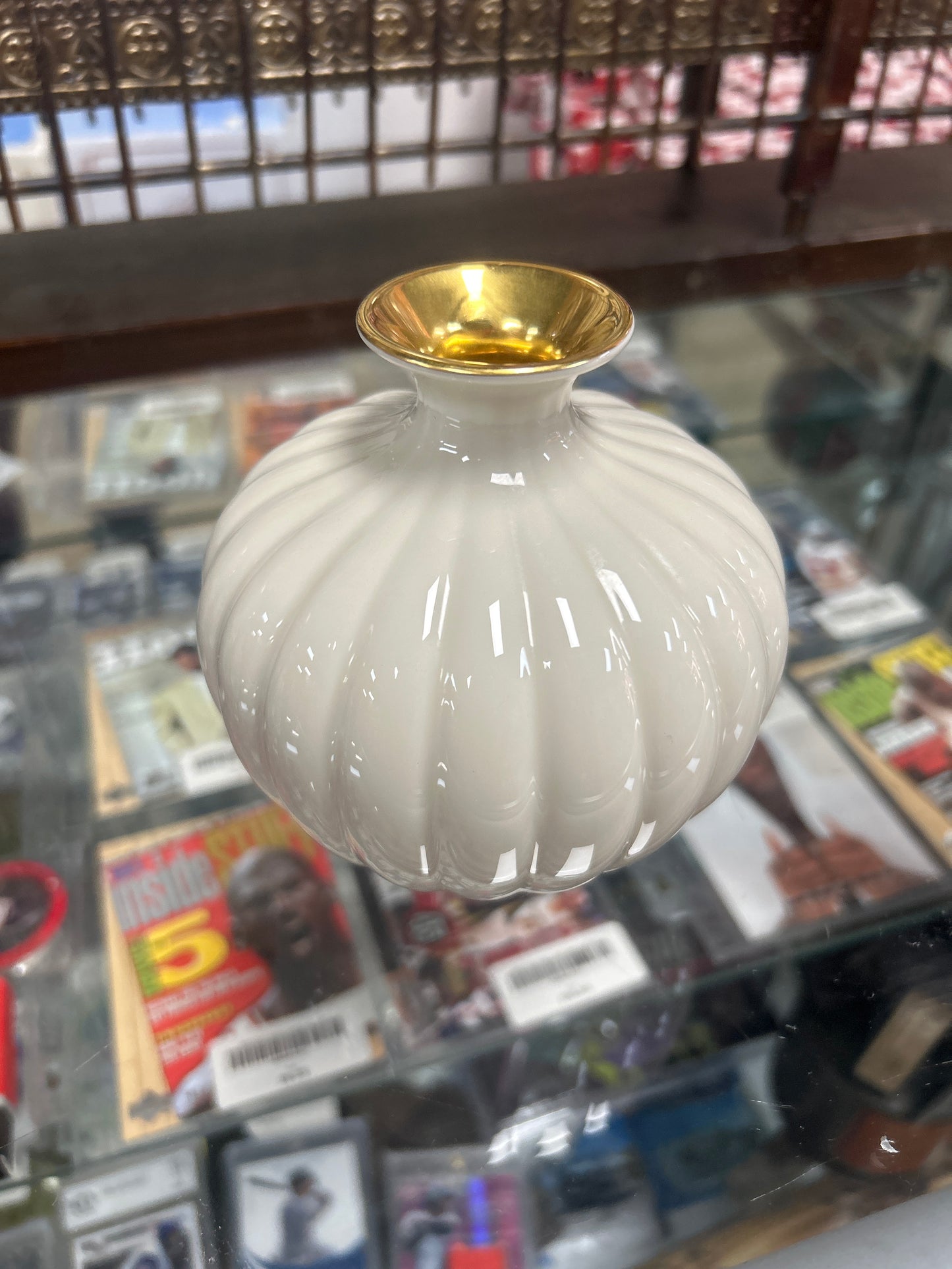 Vintage Lenox Sweet Briar Small Round Ribbed Bud Vase Gold Trim Made In USA