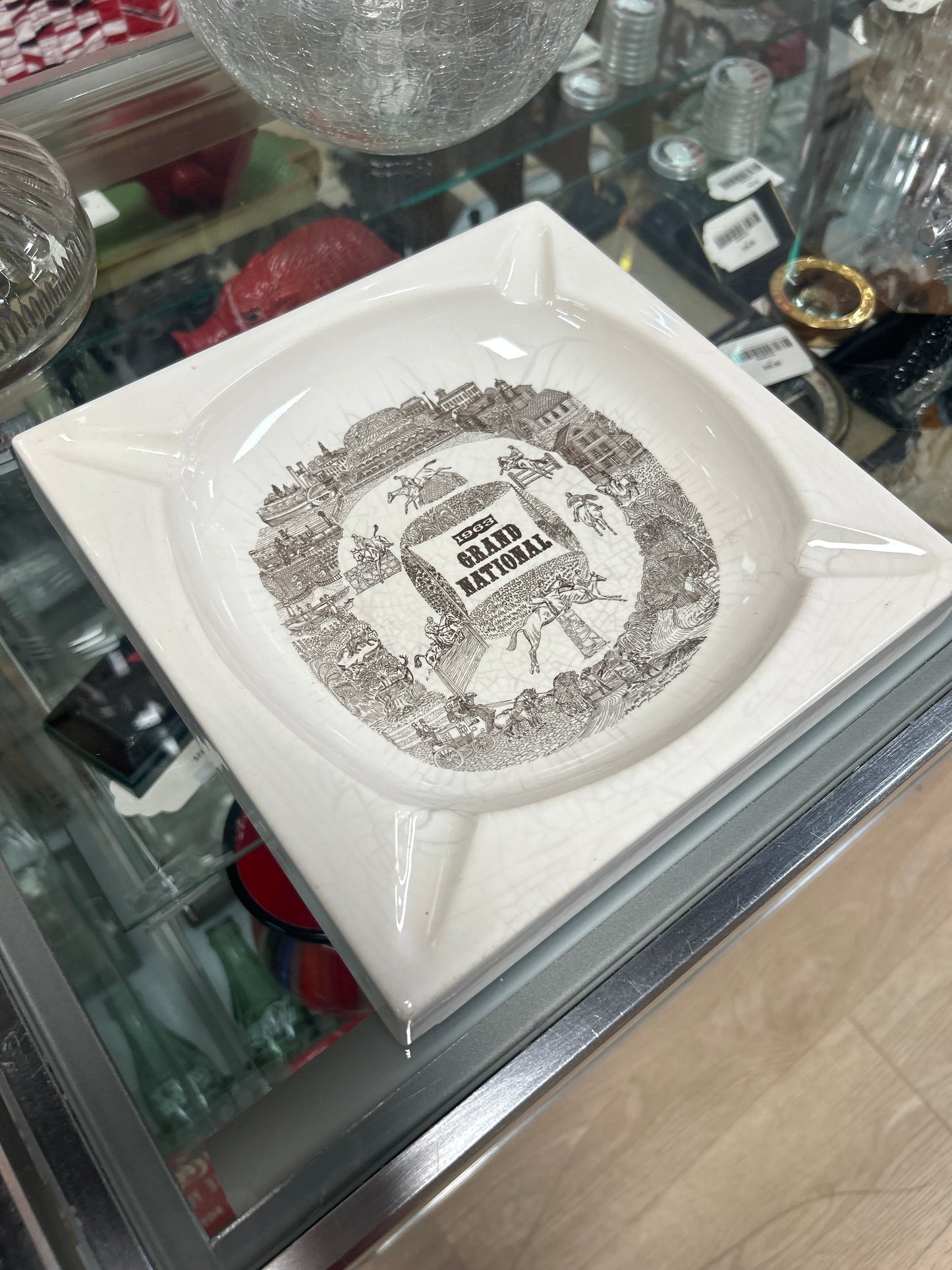 HYALYN PORCELAIN No. 617 GRAND NATIONAL 1963 HORSE DERBY ASHTRAY 9'' X 9''
