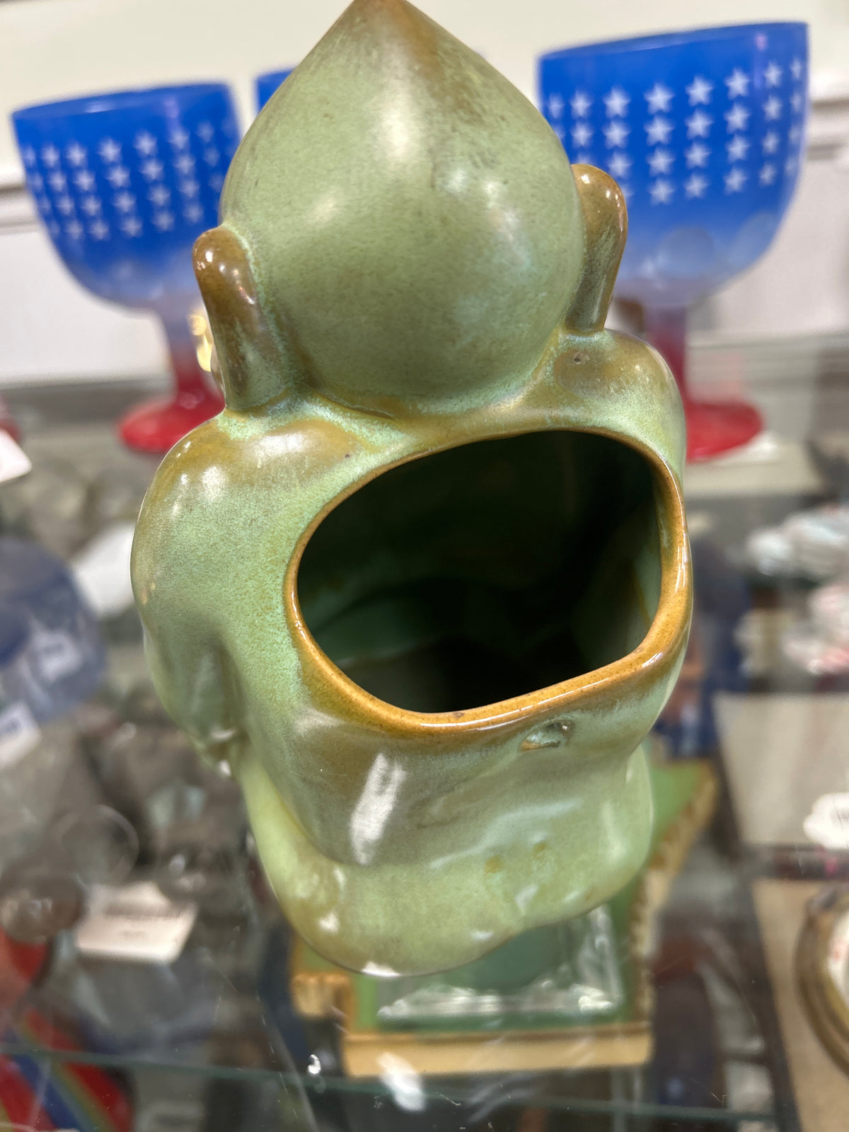 FRANKOMA POTTERY 1954 BILIKEN WALL POCKET VASE PRAIRIE GREEN 1954 JESTERS DAY