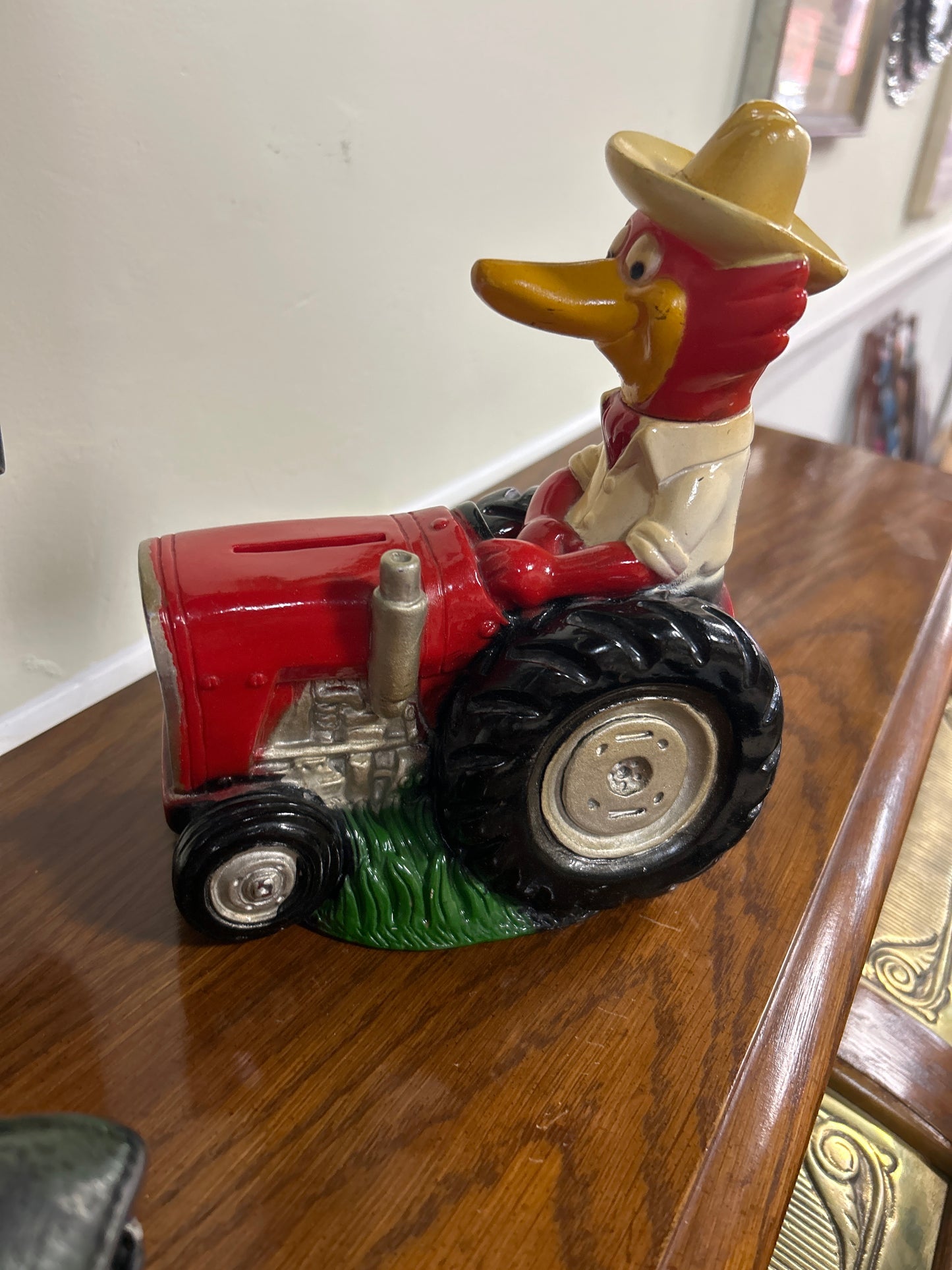 Vintage Vinilos Romay bank tractor