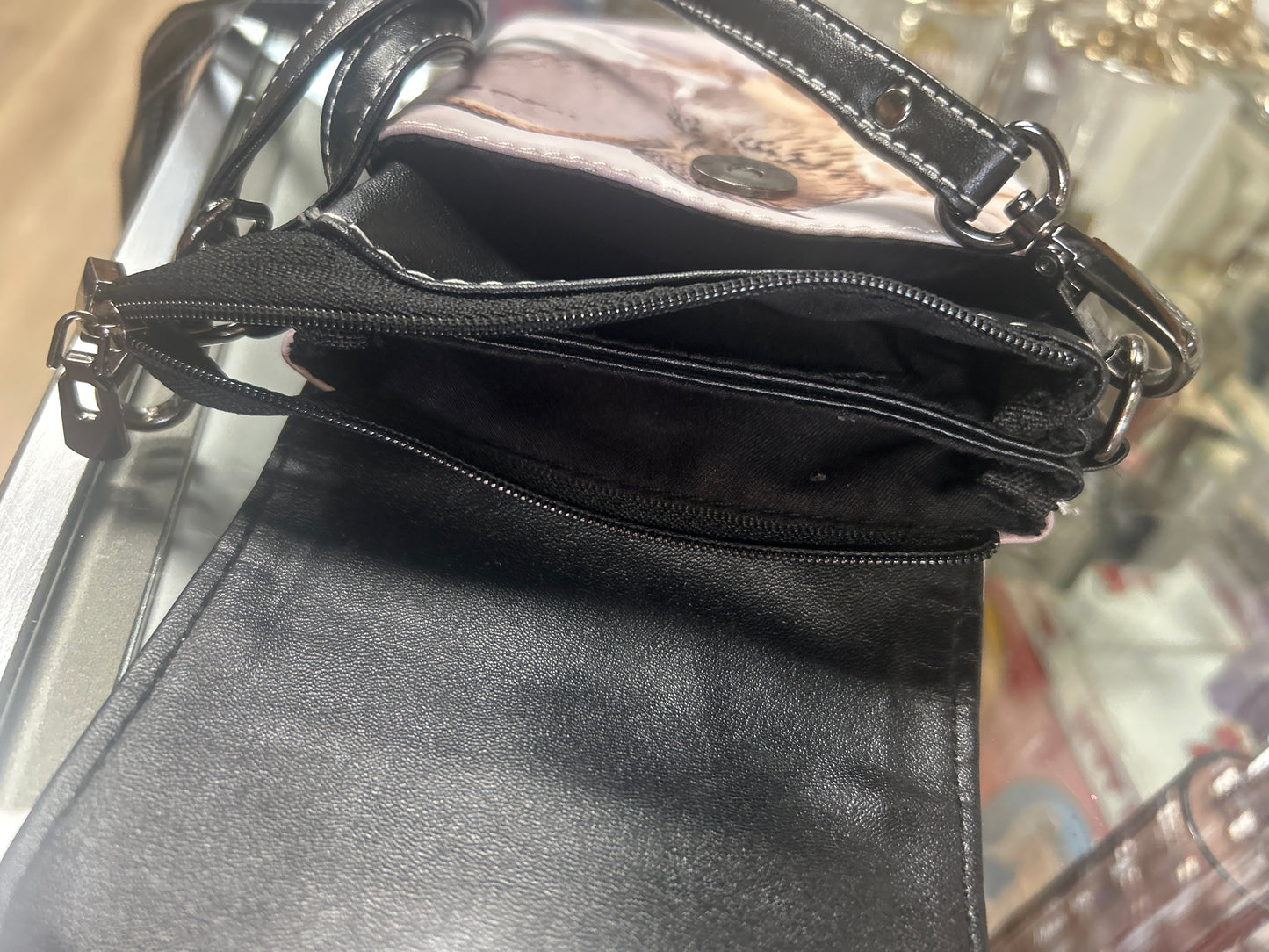 Small owl purse (preowned)