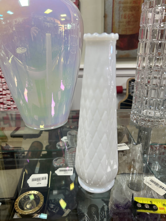 VTG E O Brody Milk Glass Vase Base MCM Bud Single Steam USA Quilted Cross Hatch